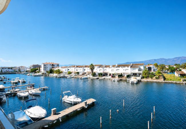 Apartamento en Empuriabrava - 114-Bonito apartamento al canal