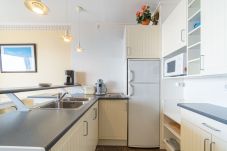 Apartamento en Rosas / Roses - 189-Apartamento con vista impresionante a la bahía de Roses con aparcamiento privado