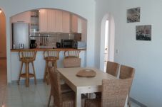 Apartamento en Empuriabrava - 232-Apartamento con  terraza y piscina 