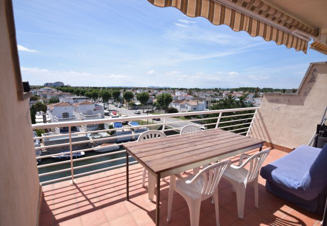 Apartamento en Empuriabrava - Apartamento con vistas a la marina, piscina, parking-224