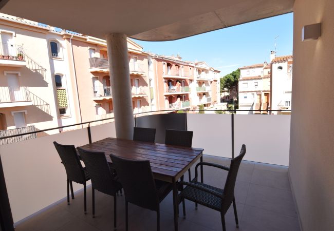 Apartamento en Empuriabrava - 414-Apartamento cerca de la playa y del centro