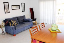 Ferienhaus in Empuriabrava - 252-Schönes Haus in Strandnähe mit Gemeinschaftspool