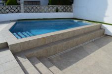 Ferienhaus in Empuriabrava - 381-Schönes modernes Haus mit privatem Pool