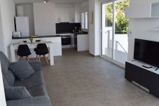 Ferienhaus in Empuriabrava - 382-Schönes modernes Haus mit privatem Pool