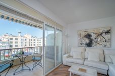 Ferienwohnung in Empuriabrava - 403-Schöne Wohnung mit Blick auf den Kanal 