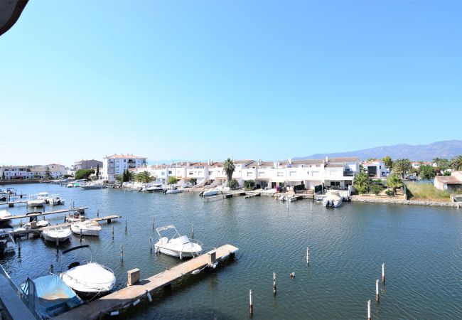 Apartment in Empuriabrava - Nice flat on canal -114
