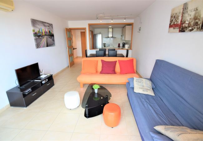 Apartment in Empuriabrava - Luxury apartment near the beach with sea view and pool-204 
