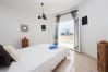House in Empuriabrava - Nice house on the canal with 2 private moorings, pool and wifi-354