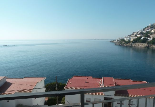 Apartment in Rosas / Roses - Apartment with stunning view of the bay of Roses-189