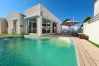 House in Empuriabrava - Very Up to date house of high standing for 6/8 persons with private pool wifi-389