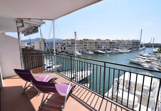 Apartment in Empuriabrava - 407-canal's view apartment