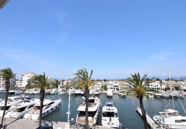 Apartment in Empuriabrava - 407-canal's view apartment