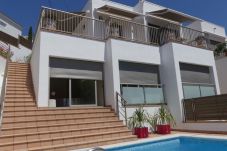 Villa in Rosas / Roses - 409-house in Almadraba-Rosas-with private pool