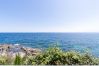 Apartment in Rosas / Roses - Apartment in first line of the sea with parking , pool and sea's view-416