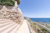 Apartment in Rosas / Roses - Apartment in first line of the sea with parking , pool and sea's view-416