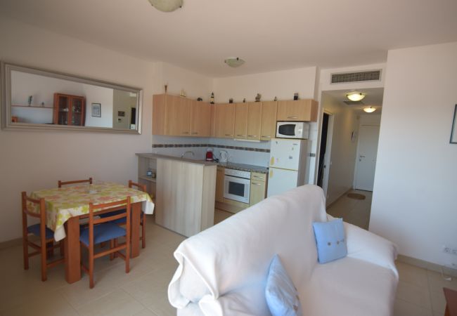 Apartment in Empuriabrava - Apartment with view on marina , pool and parking-224