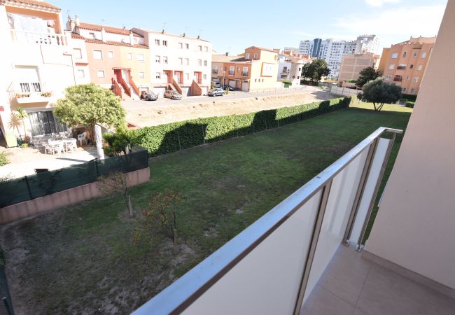 Apartment in Empuriabrava - 414-Apartment near of beach and center