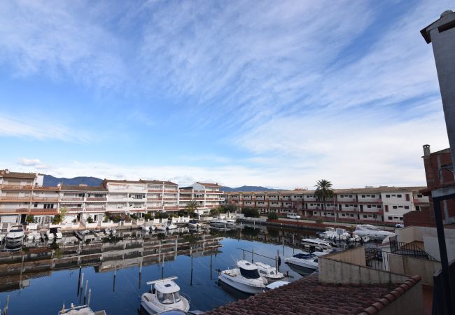 Apartment in Empuriabrava - Apartment with marina's view-418