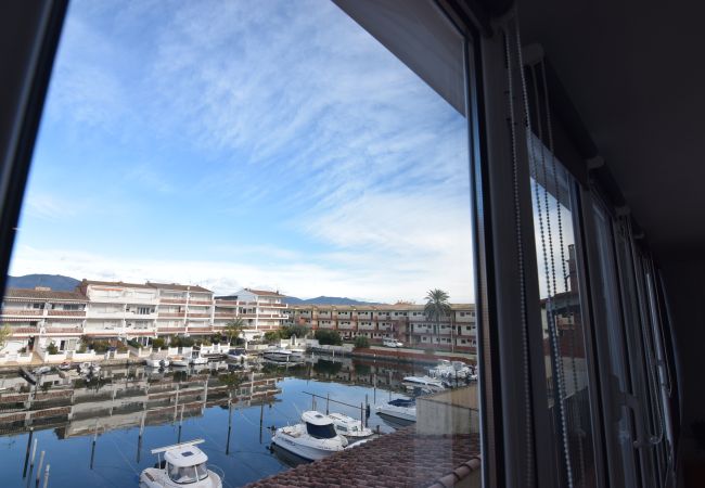 Apartment in Empuriabrava - Apartment with marina's view-418