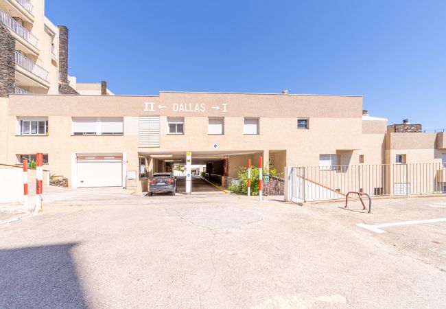 Appartement à Rosas / Roses - Appartement en première ligne de mer avec parking, piscine et vue mer-416