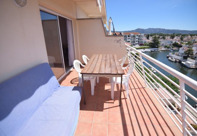 Appartement à Empuriabrava - Appartement avec vue Marina, piscine et parking-224