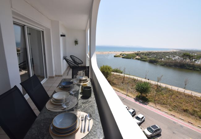 à Empuriabrava - Ref 420-Appartement avec vue sur la mer